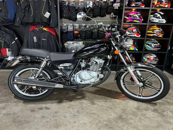 SUZUKI INTRUDER 125 